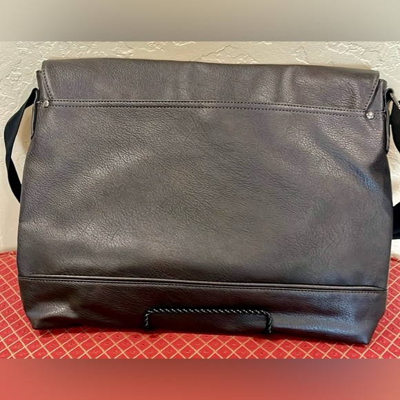 Laptop Bag Leather Kennith Cole Reaction w inside component pockets efficient - Picture 4 of 8